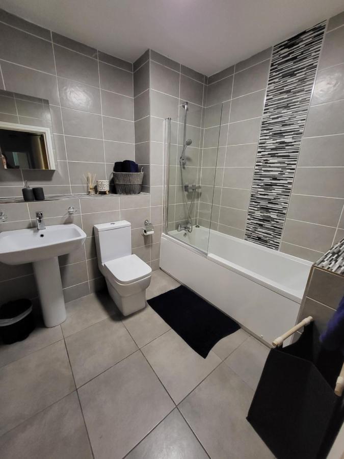 Stylish Jewellery Quarter Apartment Sleeps 6 Birmingham Exterior photo