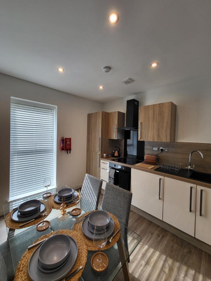 Stylish Jewellery Quarter Apartment Sleeps 6 Birmingham Exterior photo
